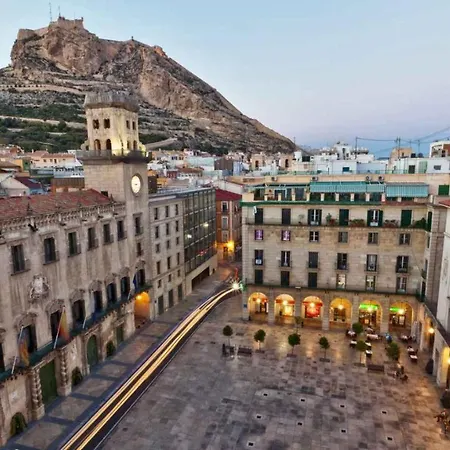 Проживание в семье R-1-комната в квартире для 2 человек -alicante Centro Аликанте