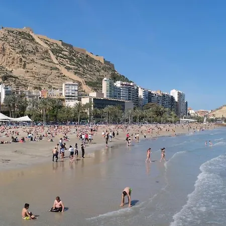 R-1-комната в квартире для 2 человек -alicante Centro *